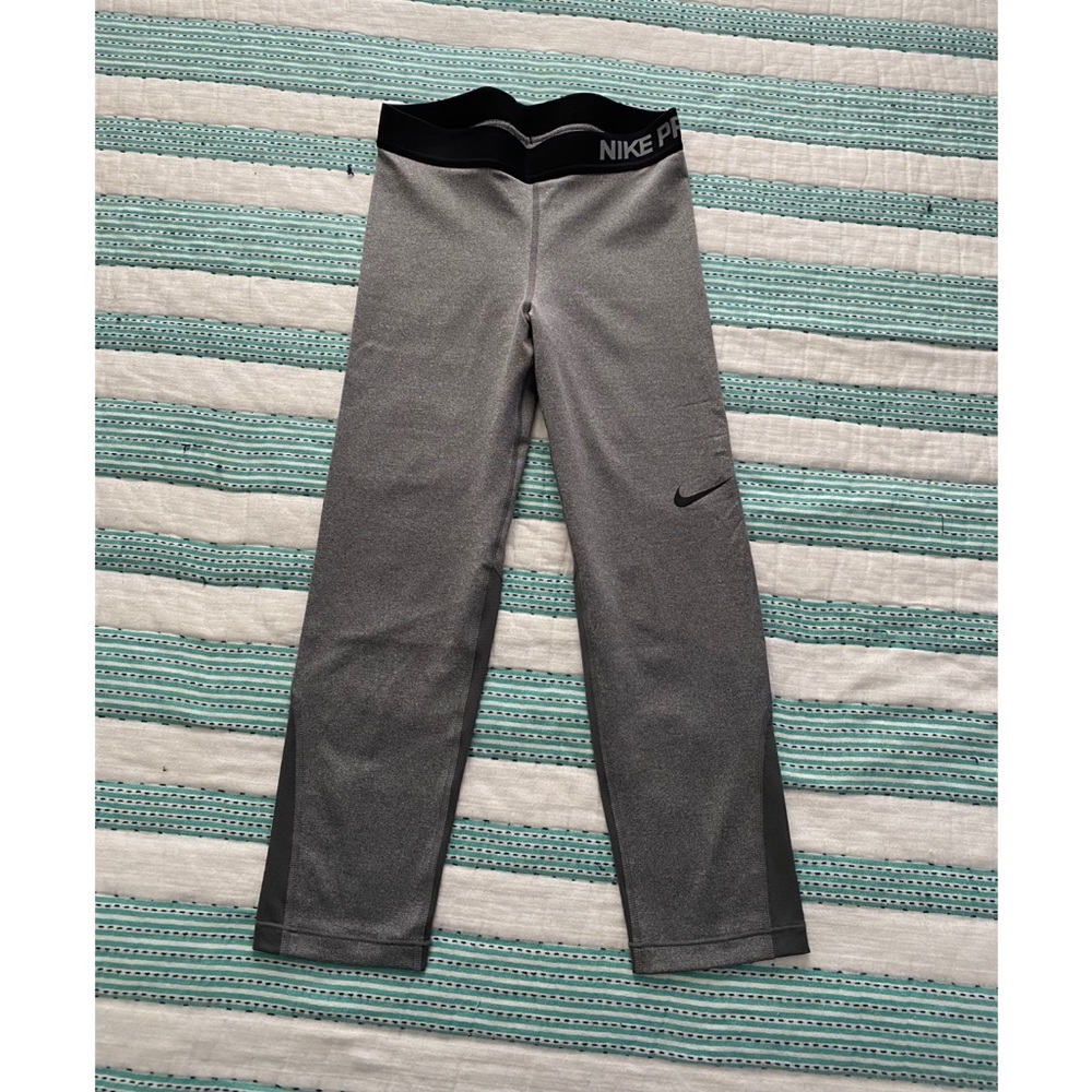 Nike Pro Crop Workout Leggings